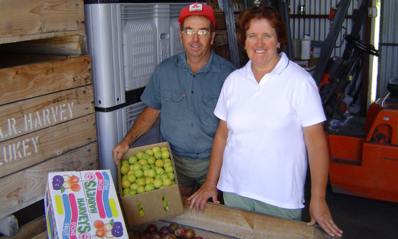 Warren & Lexie Harvey – Vamanha Orchard